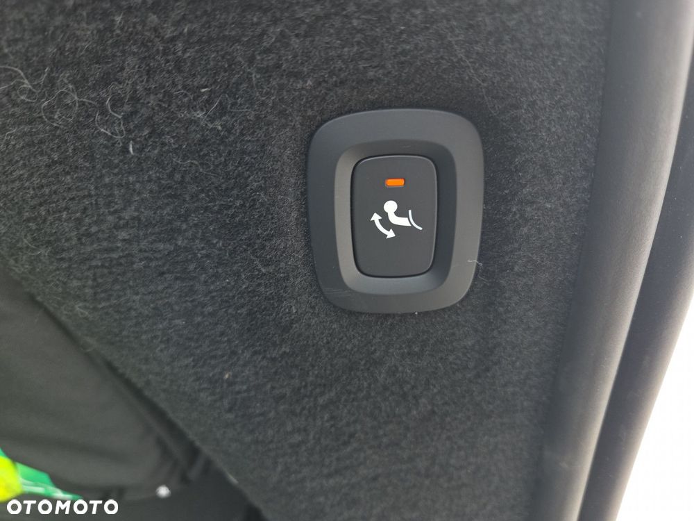 Volvo XC 90 B5 B AWD Plus Bright - 31
