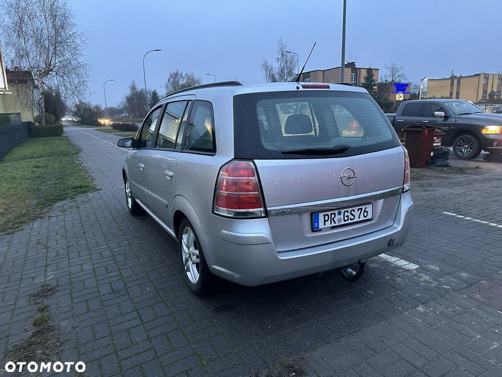 Opel Zafira - 6