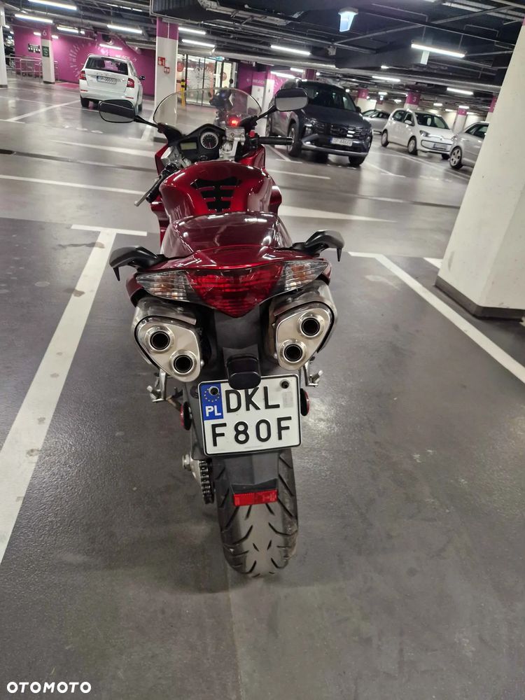 Honda VFR - 4