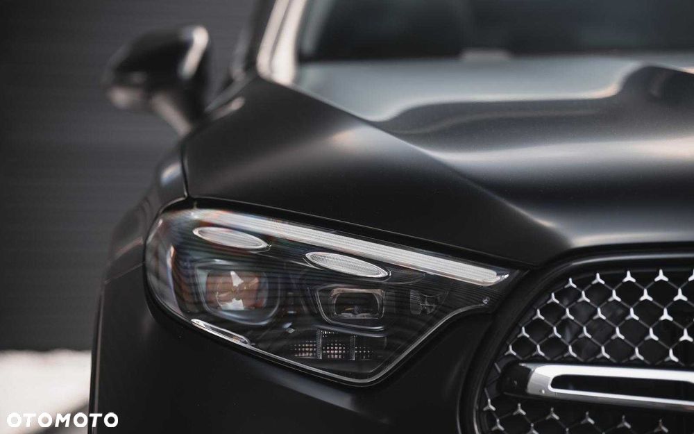 Mercedes-Benz GLC - 2