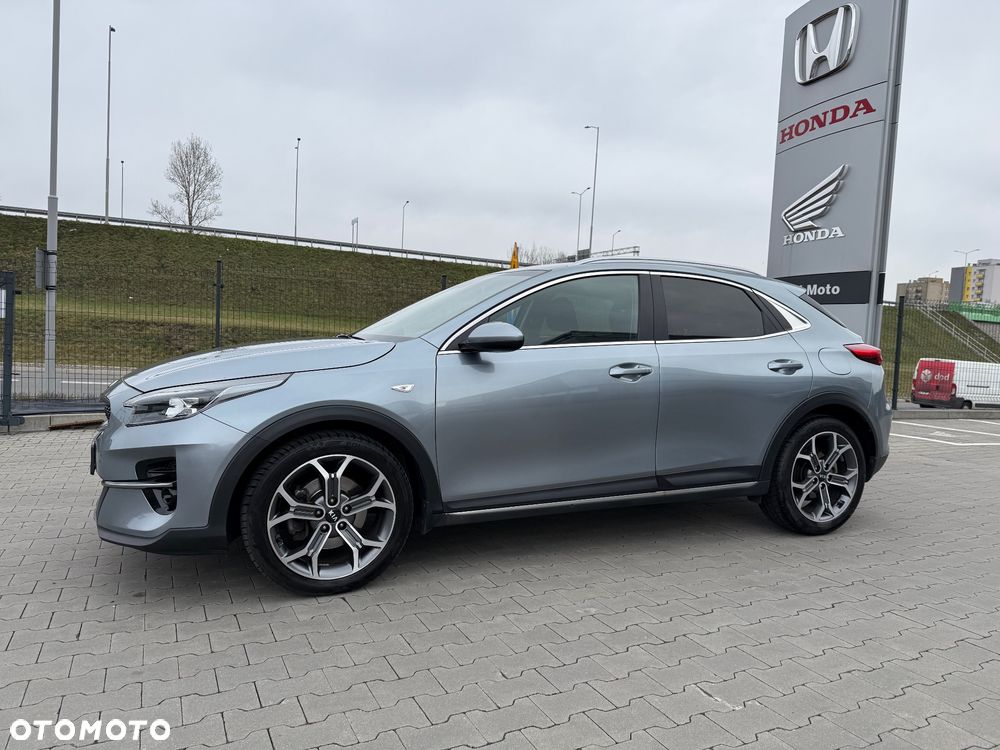 Kia XCeed 1.4 T-GDI M - 12