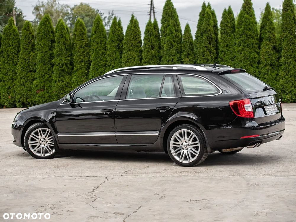 Skoda Superb 2.0 TSI DSG Exclusive - 11