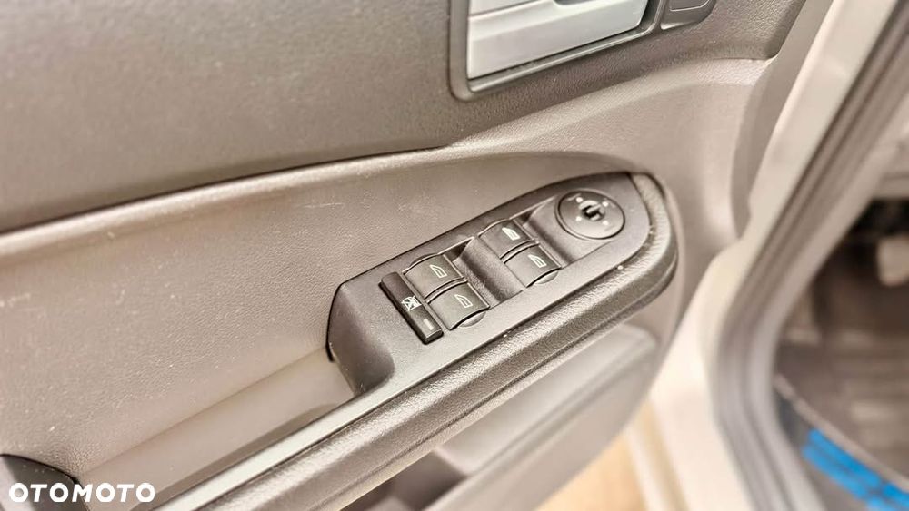 Ford C-MAX 1.6 Style - 18