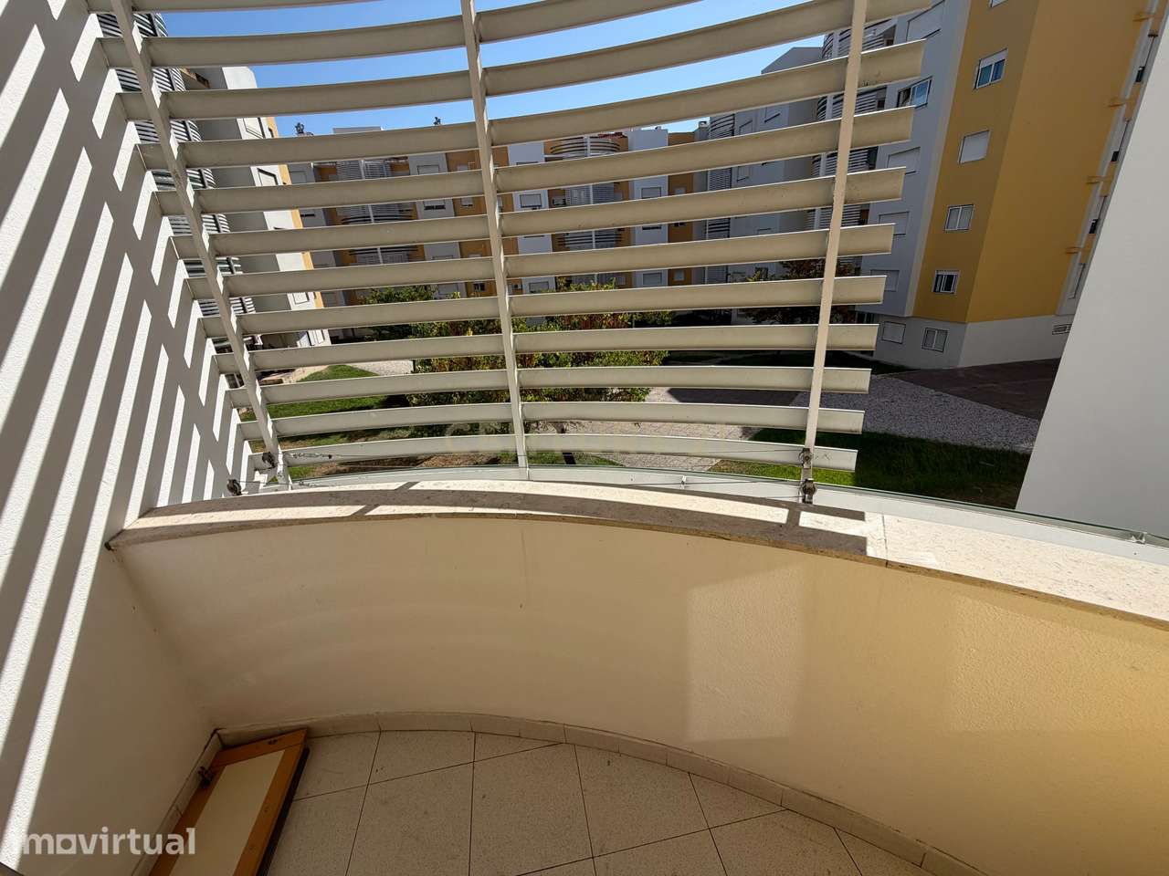 Apartamento T2 em Vila-Chã, Barreiro - Grande imagem: 2/10