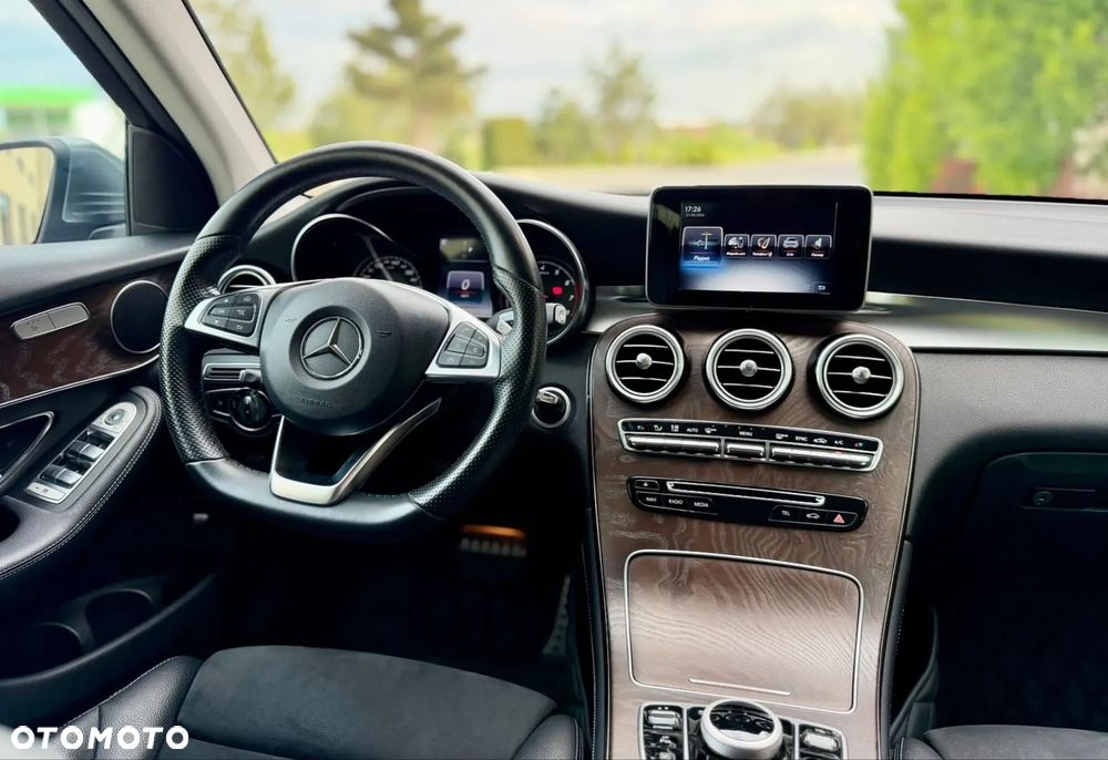 Mercedes-Benz GLC 300 4-Matic - 26
