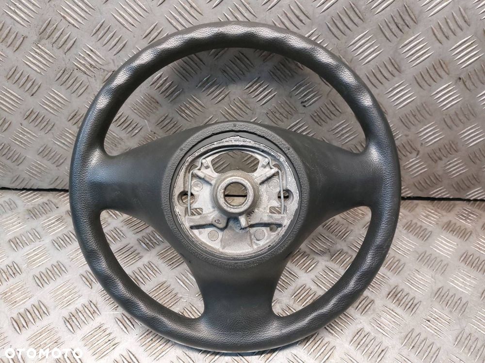 KIEROWNICA BMW E87 118d 6763076 - 6