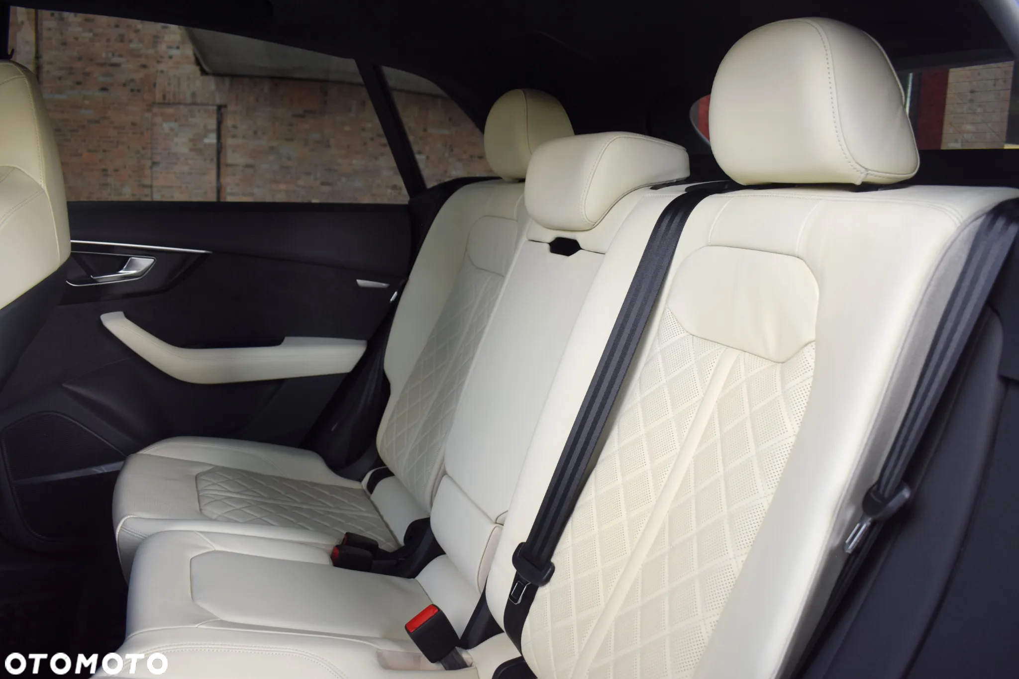 Audi SQ8 - 15