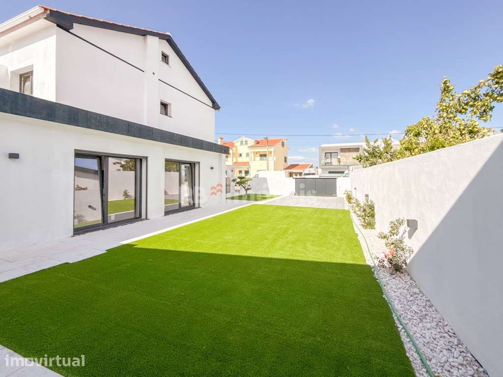Andar de Moradia T3 c/ Jardim - no Entroncamento - Grande imagem: 4/38