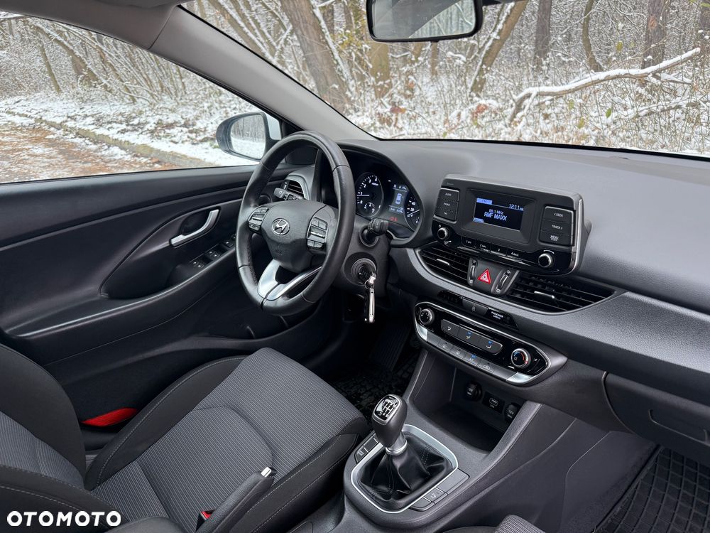 Hyundai i30 1.5 T-GDI 48V Modern - 12