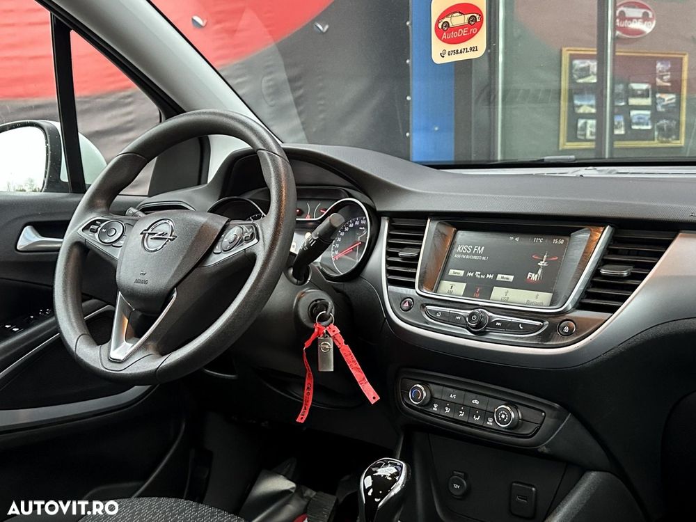 Opel Crossland - 11