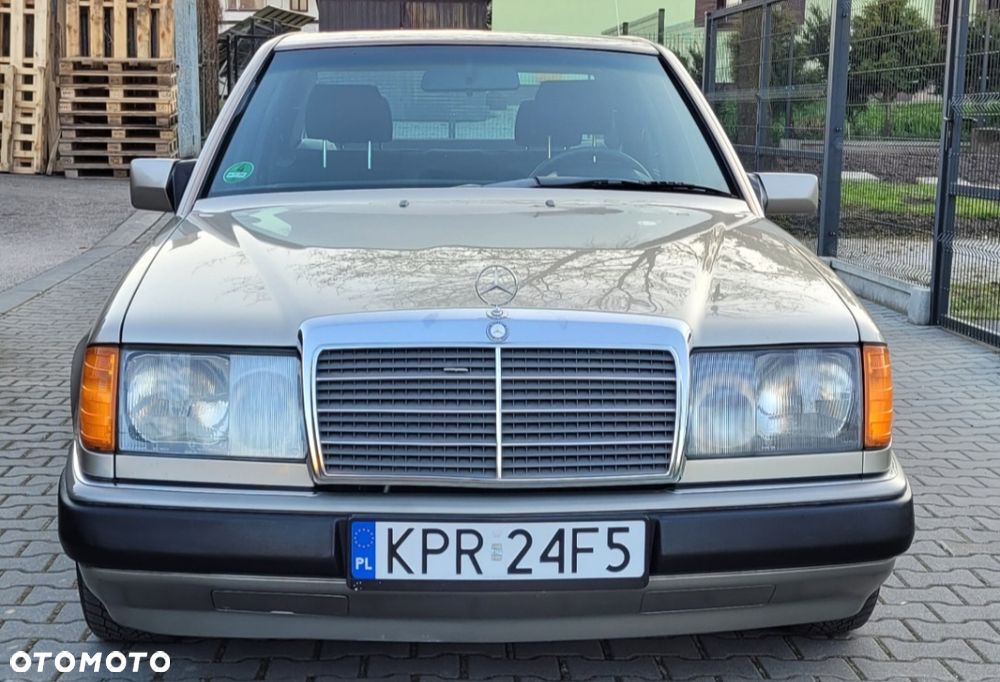 Mercedes-Benz W124 (1984-1993) - 10