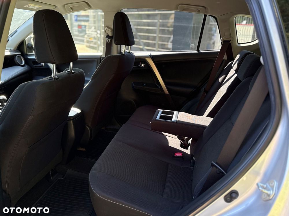 Toyota RAV4 - 17
