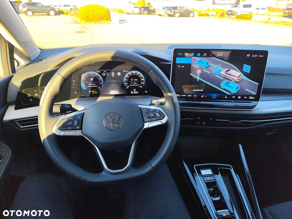 Volkswagen Golf - 13