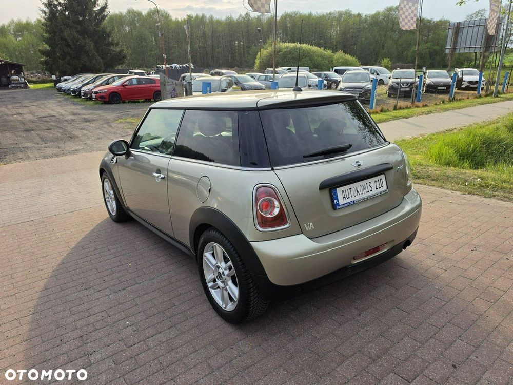 MINI ONE - 4