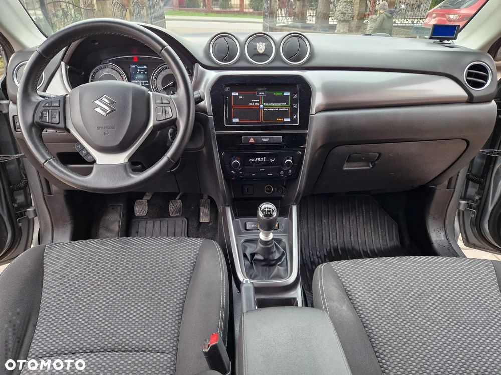 Suzuki Vitara 1.4 Boosterjet Premium 2WD - 19