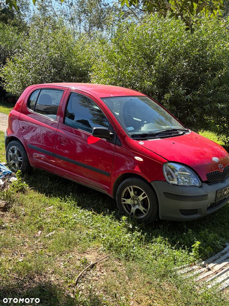 Toyota Yaris 1.0 Base - 4
