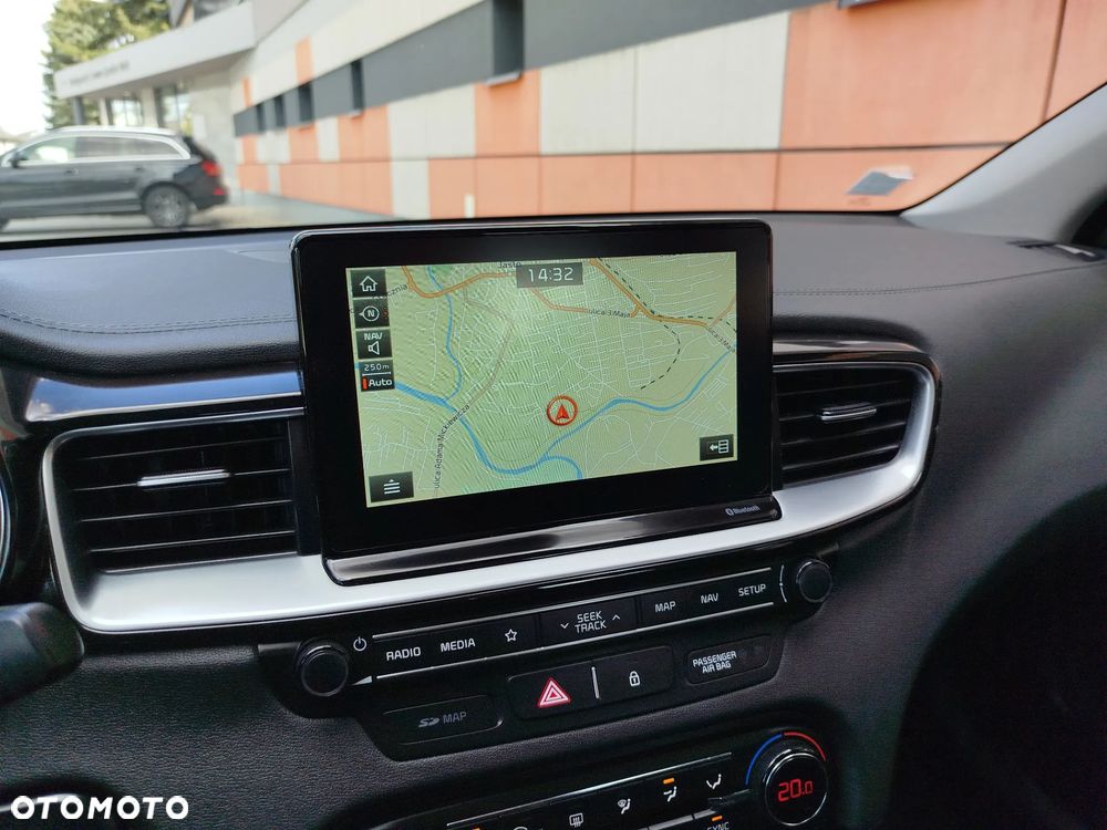 Kia Ceed 1.0 T-GDI ISG Platinum Edition - 16