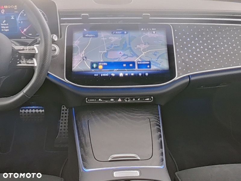 Mercedes-Benz Klasa E 220 d mHEV AMG 9G-Tronic - 8