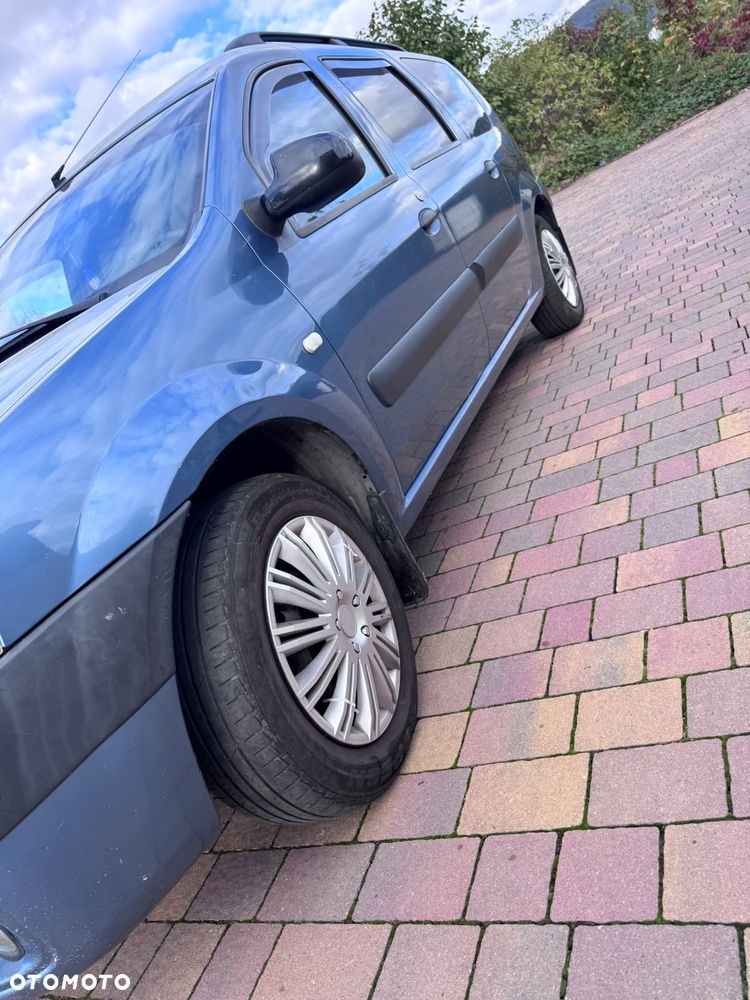Dacia Logan - 3