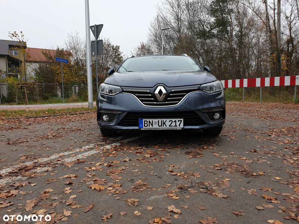 Renault Megane ENERGY TCe 130 Start & Stop Paris Business - 5