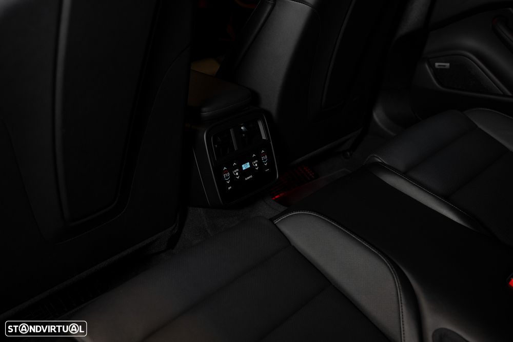 Porsche Taycan 4S - 30