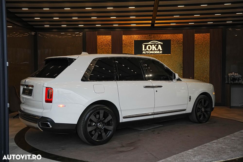 Rolls-Royce Cullinan Standard - 15