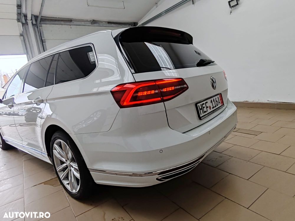 Volkswagen Passat 2.0 TDI (BlueMotion Technology) Highline - 10