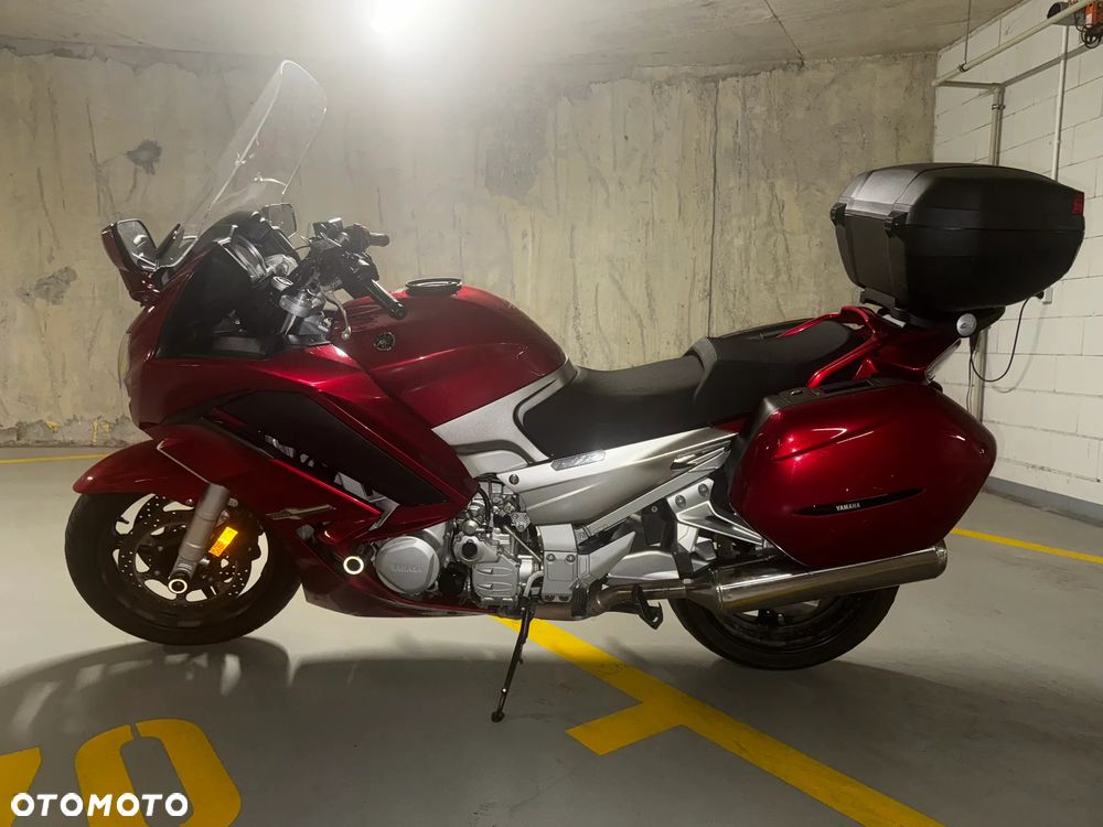 Yamaha FJR - 4