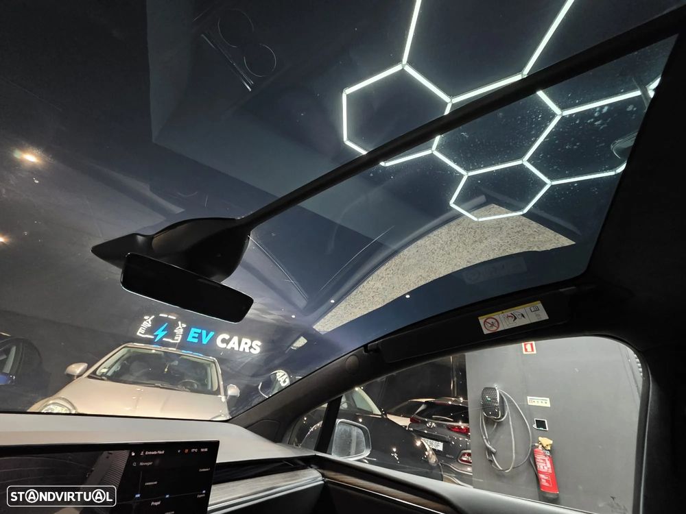 Tesla Model X Long Range AWD - 40