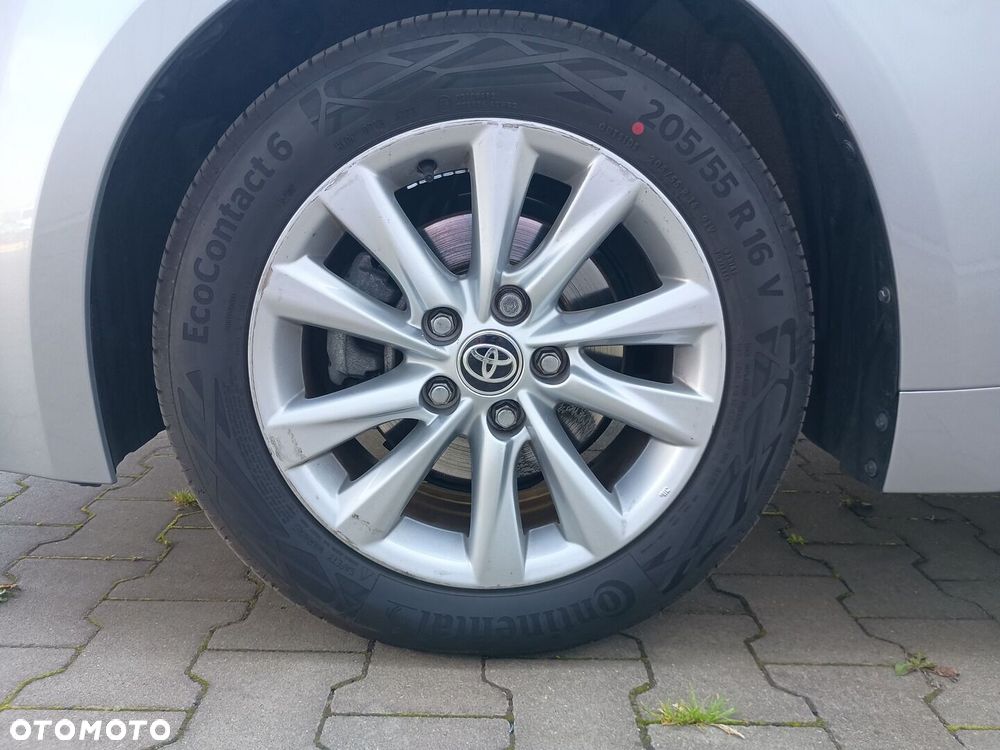 Toyota Corolla - 25