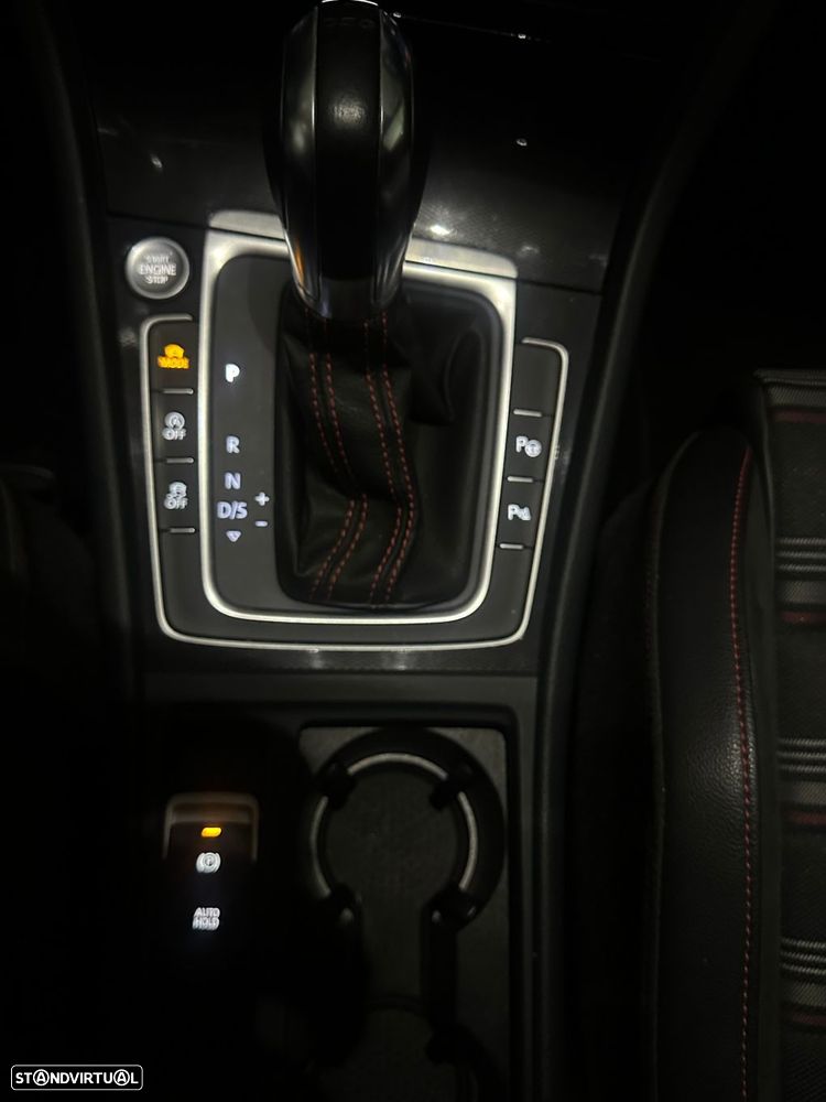 VW Golf 2.0 TSi GTi DSG Performance - 38