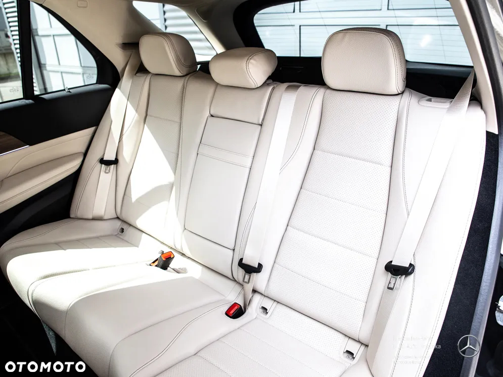 Mercedes-Benz GLE 350 de PHEV 4-Matic AMG Line - 13