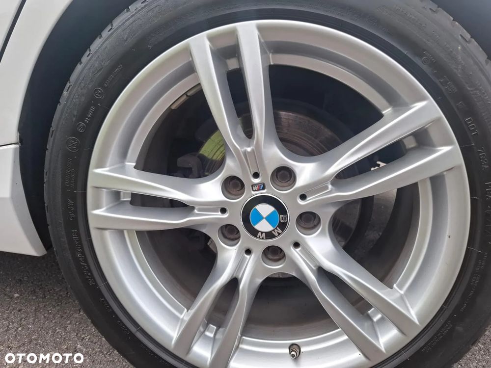 BMW Seria 1 116i - 20