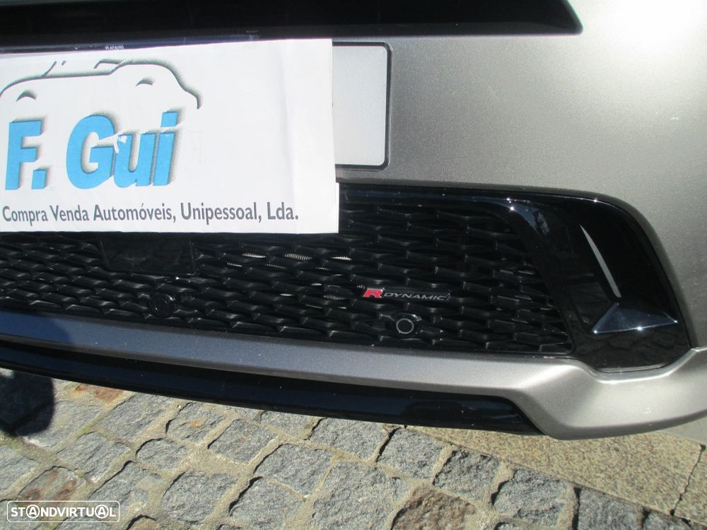 Land Rover Discovery Sport 1.5 I3 P300e AWD R-Dynamic SE - 5