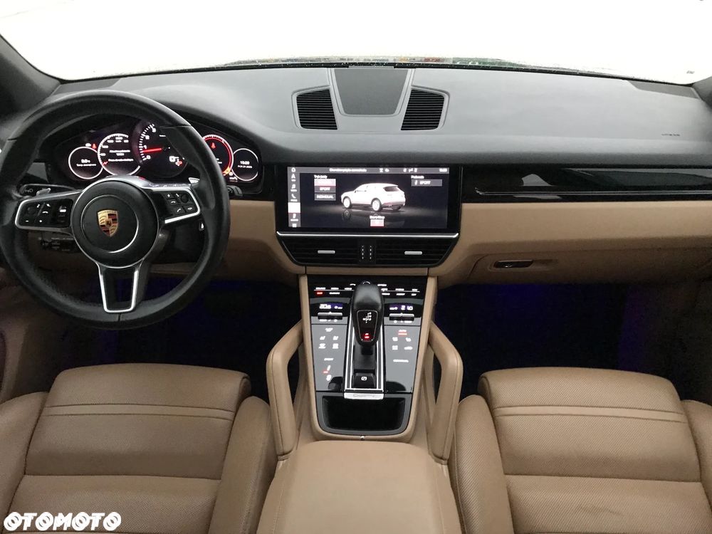 Porsche Cayenne Platinum Edition - 24