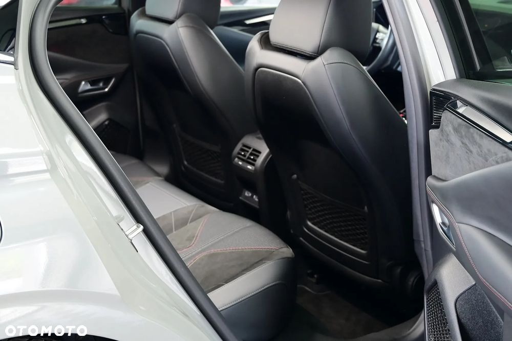 DS Automobiles DS 4 1.5 BlueHDi Performance Line + - 11