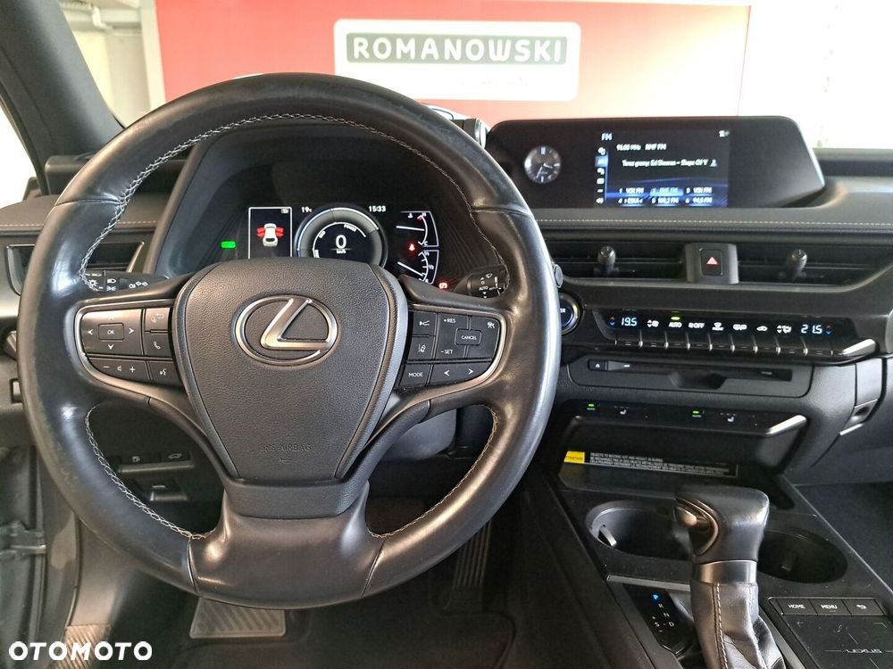 Lexus UX - 20