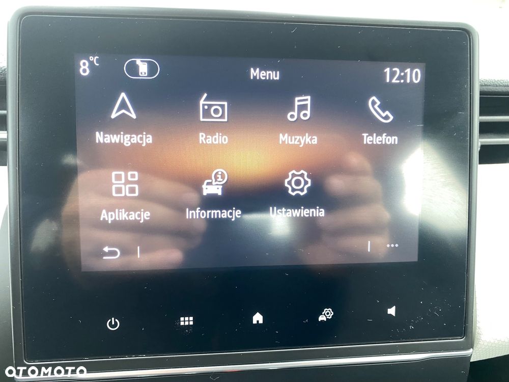 Renault Clio TCe 100 EXPERIENCE - 11