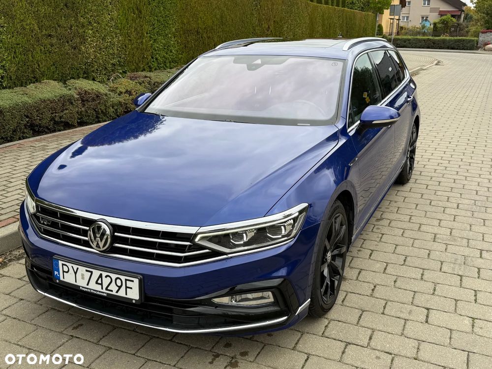 Volkswagen Passat Variant 2.0 TDI SCR DSG 4Motion Business - 9