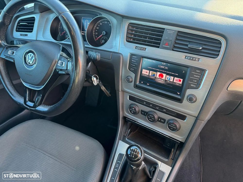 VW Golf Variant - 7