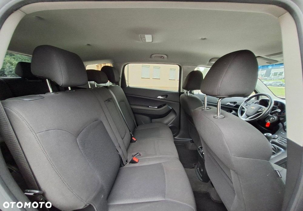 Chevrolet Orlando - 17