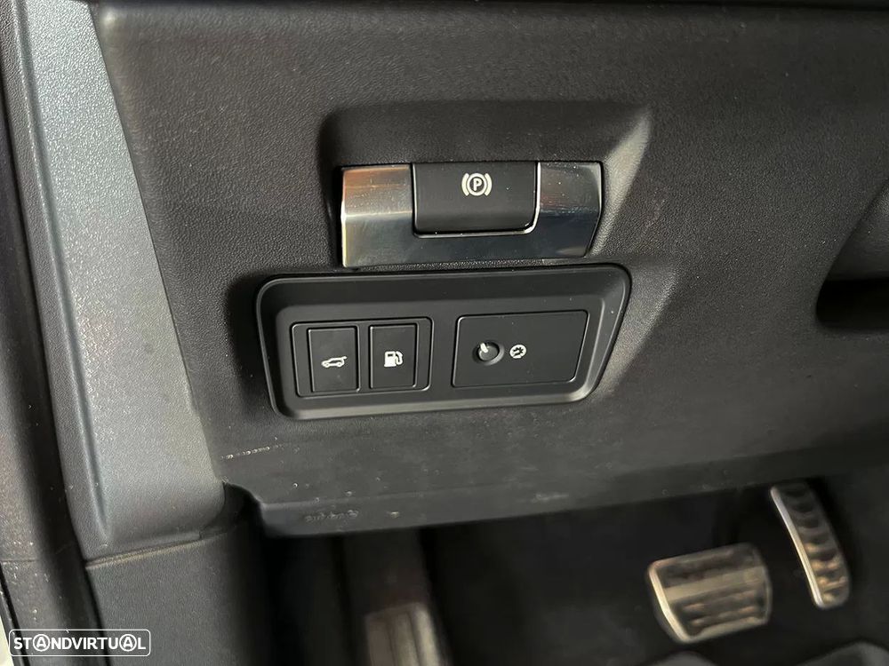 Land Rover Discovery Sport - 24