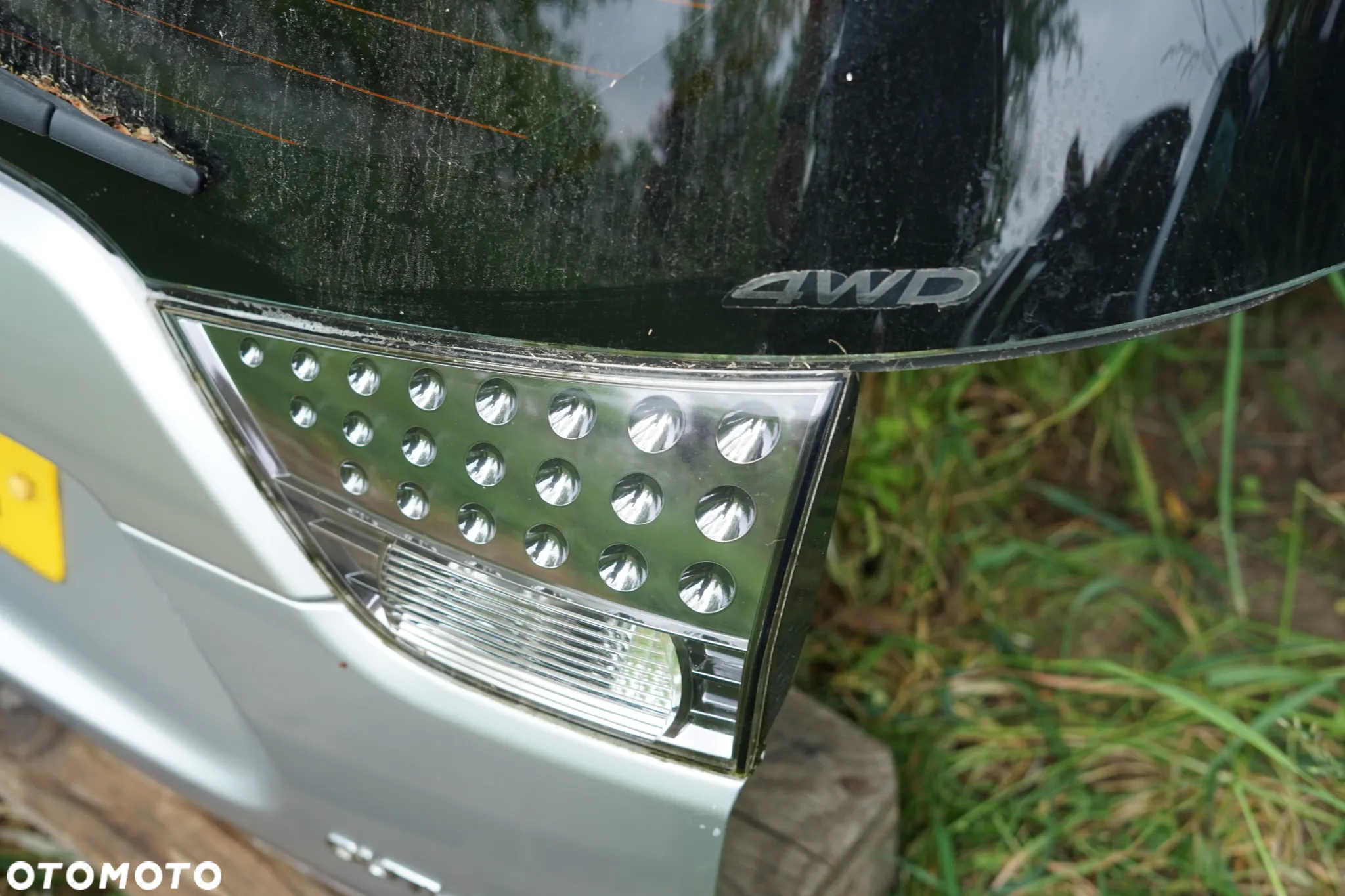 Klapa bagażnika tył tylna Mitsubishi Outlander II A31 - 3