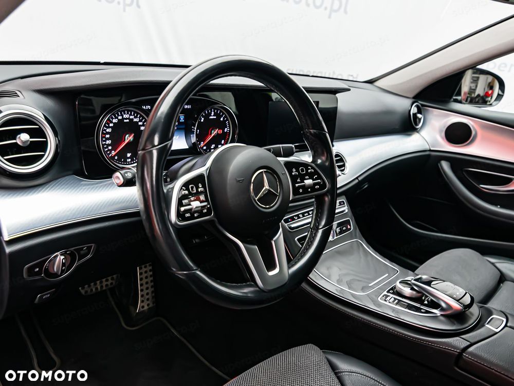 Mercedes-Benz Klasa E - 11