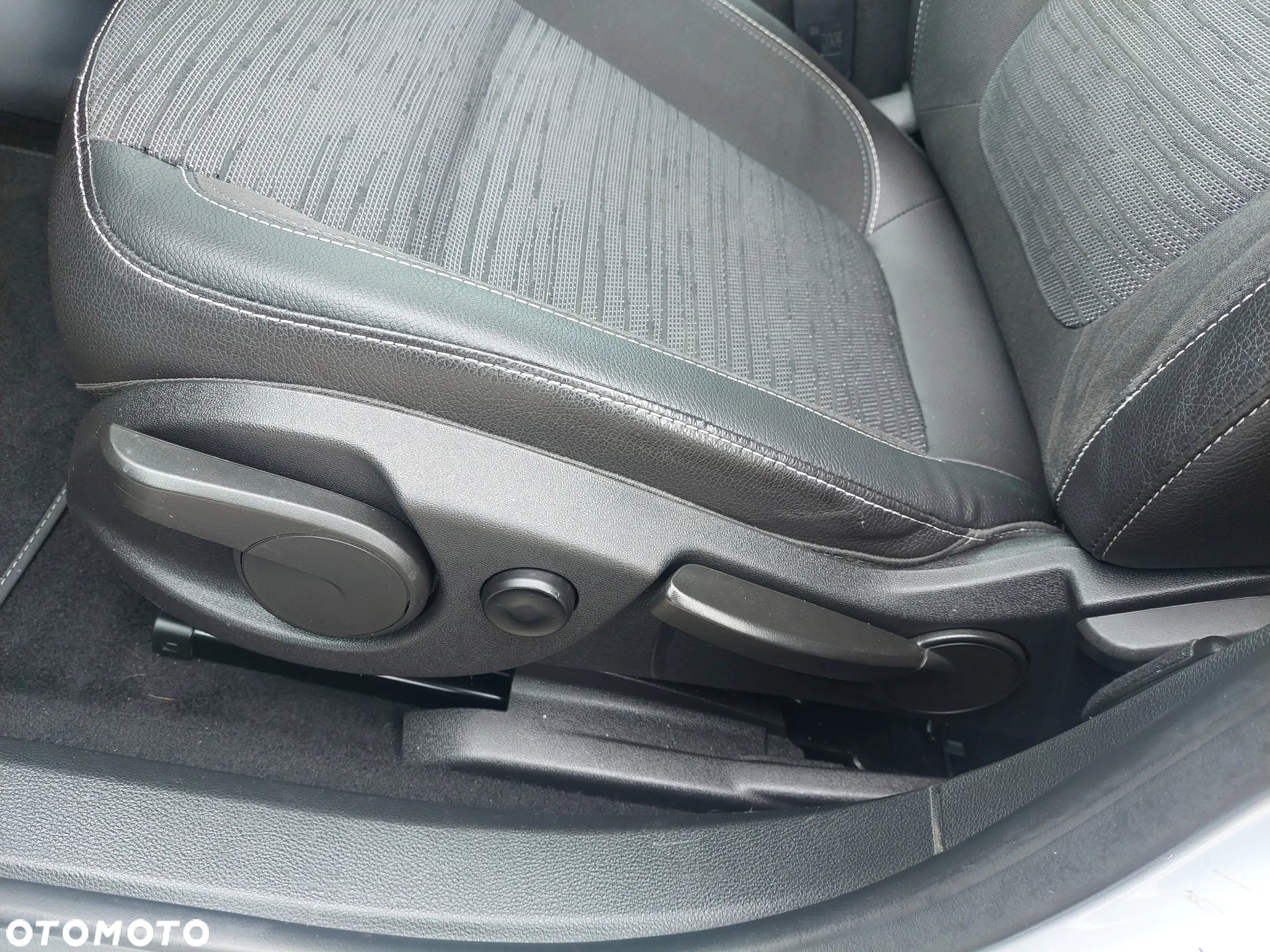 Opel Astra 1.4 Turbo ENERGY - 9