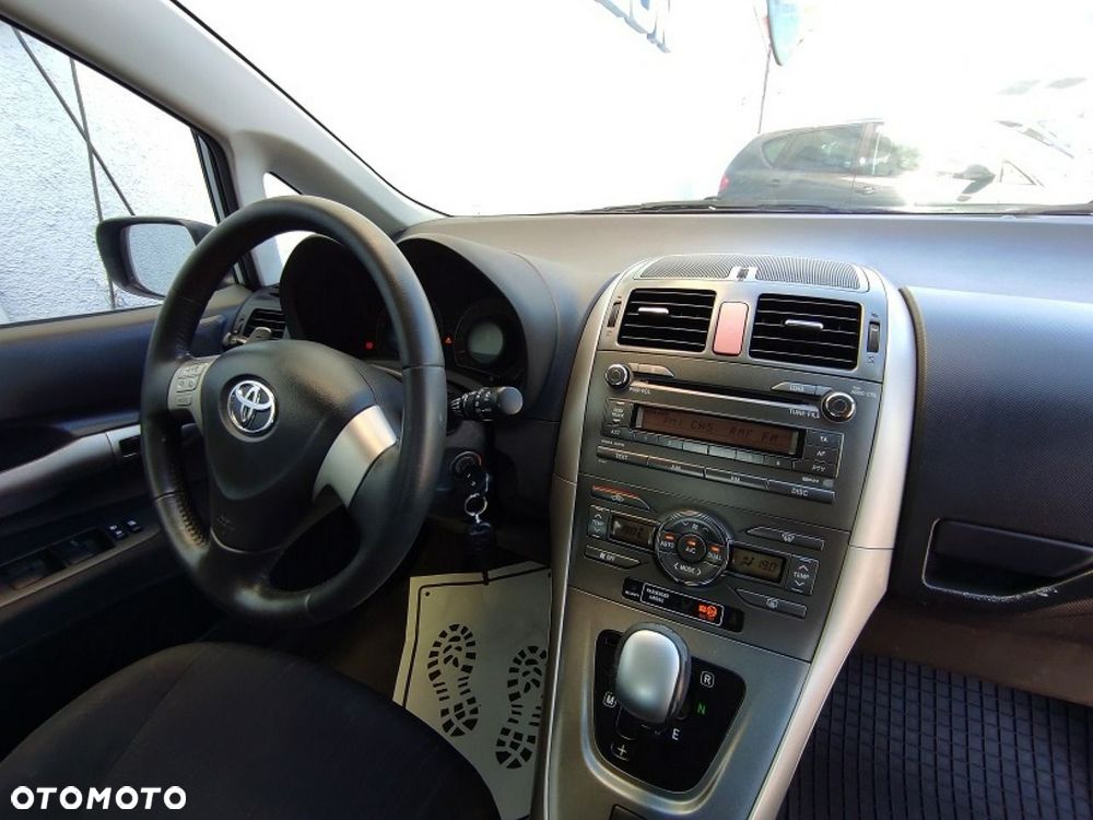 Toyota Auris - 9
