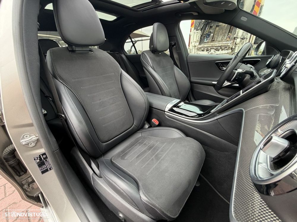 Mercedes-Benz C 300 d AMG Line - 24
