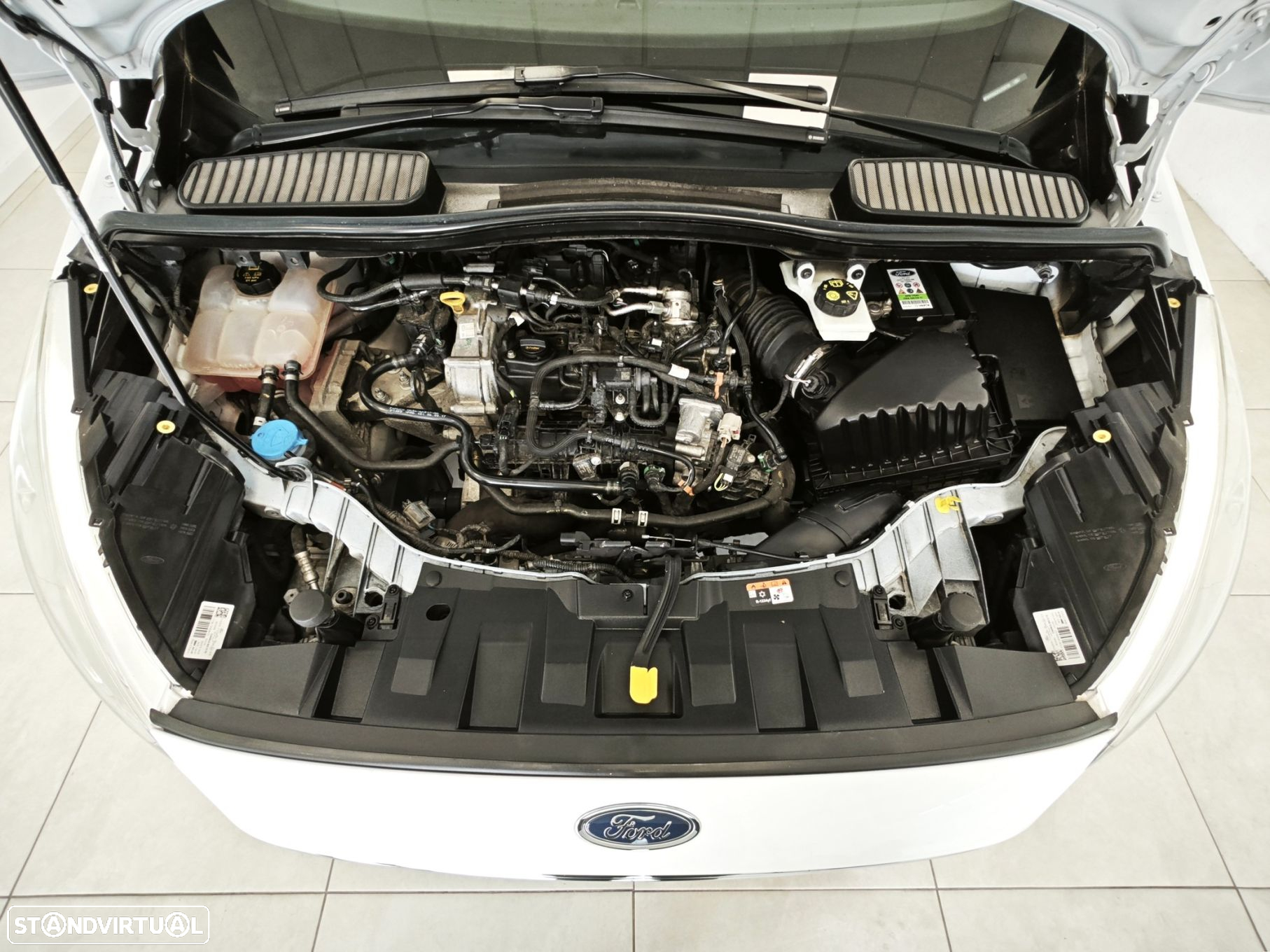 Ford C-Max 1.0 Ecoboost S&S Titanium - 17