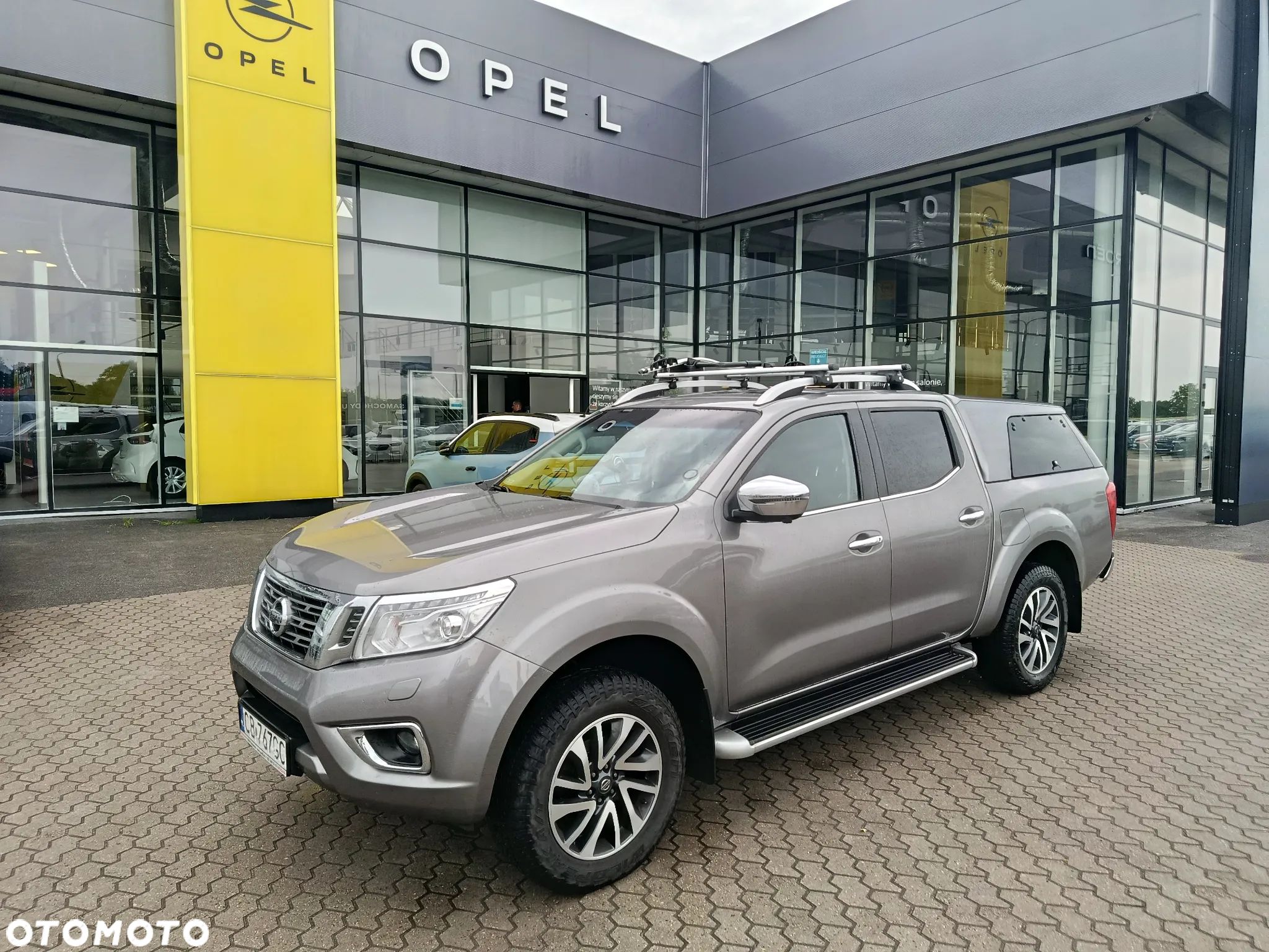 Nissan Navara 2.5 D Platinum Long - 1