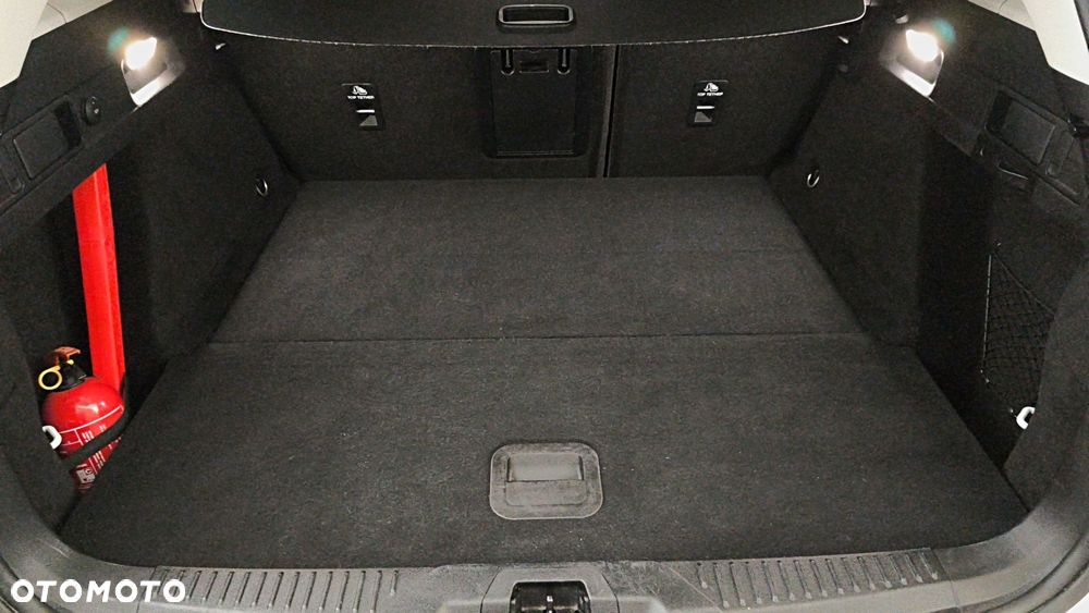 Ford Focus 1.0 EcoBoost mHEV Titanium X - 12